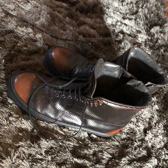 Alexander McQueen boots - Picture 2 of 5